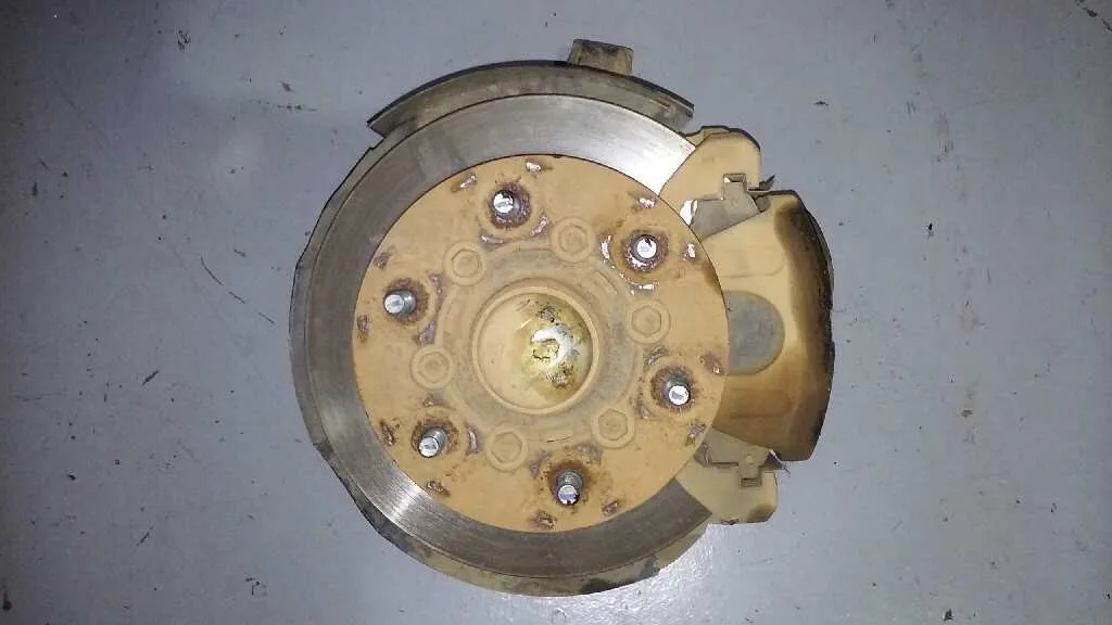 Mangueta Delantera Derecha para Mitsubishi L 200 (K6/7)