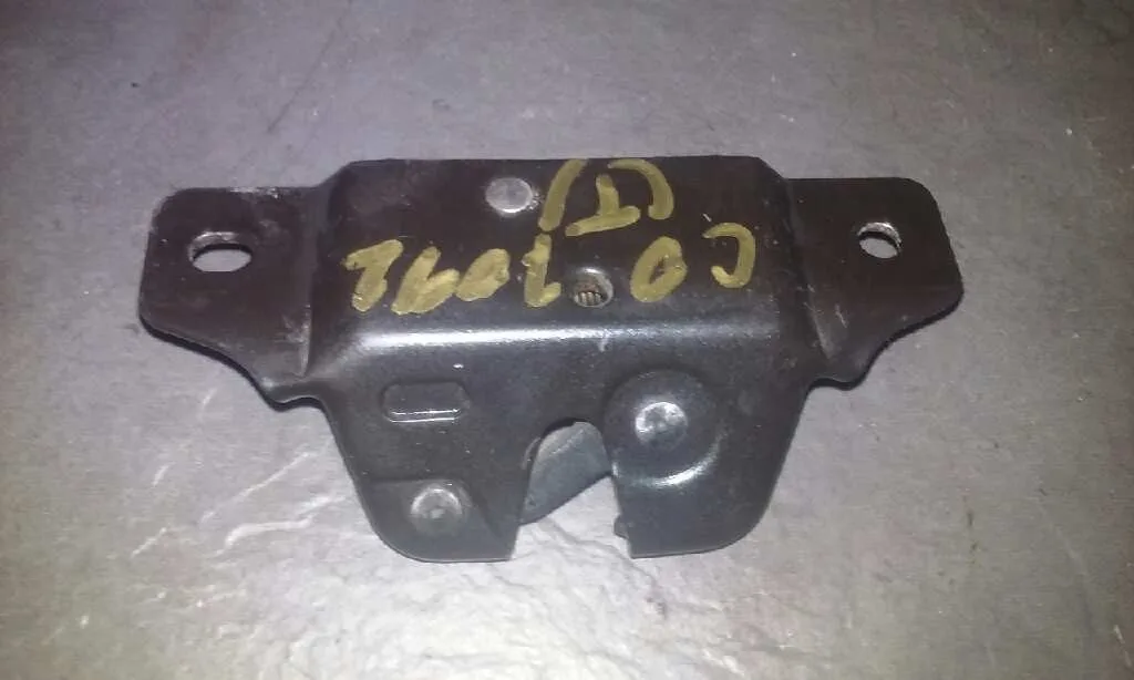 Cerradura Maletero / Porton para Citroën Saxo