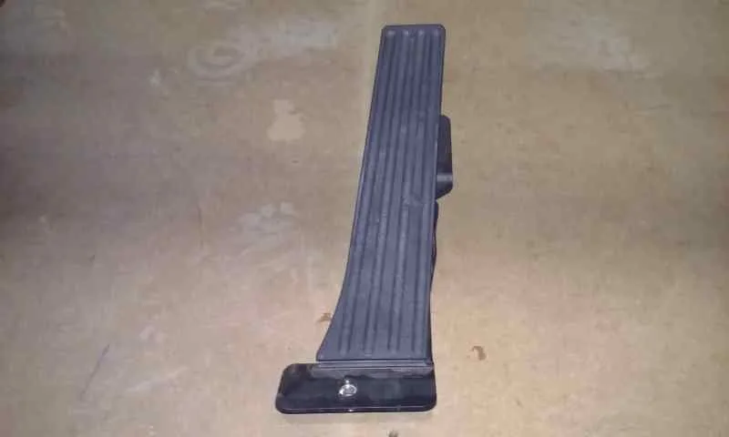 Potenciometro Pedal para Bmw Serie 1 Lim. (F20)