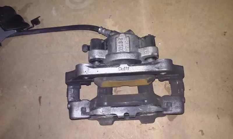 Pinza Freno Delantera Derecha para Bmw Serie 1 Lim. (F20)