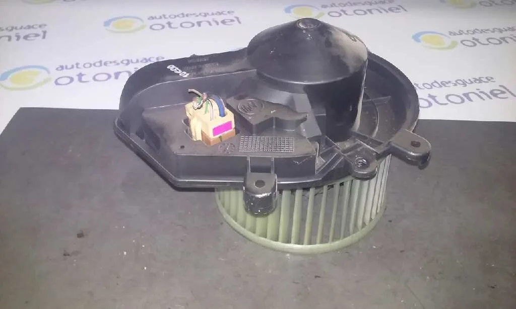 Motor Calefaccion para Volkswagen Passat Berlina (3B2)