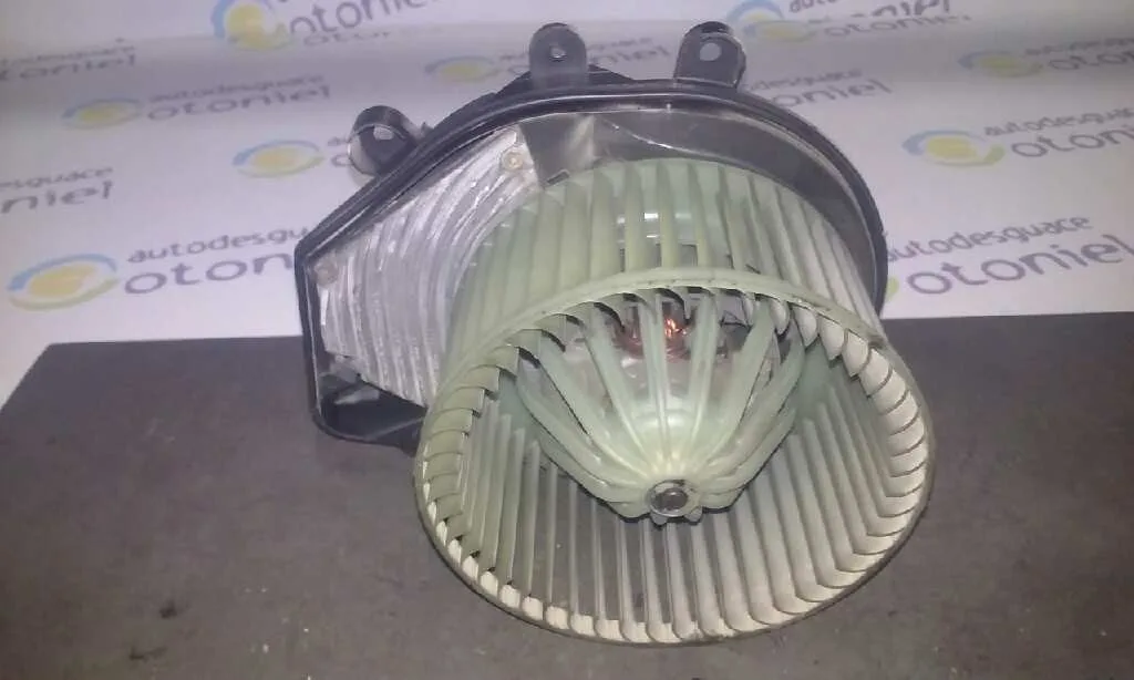 Motor Calefaccion para Volkswagen Passat Berlina (3B2)