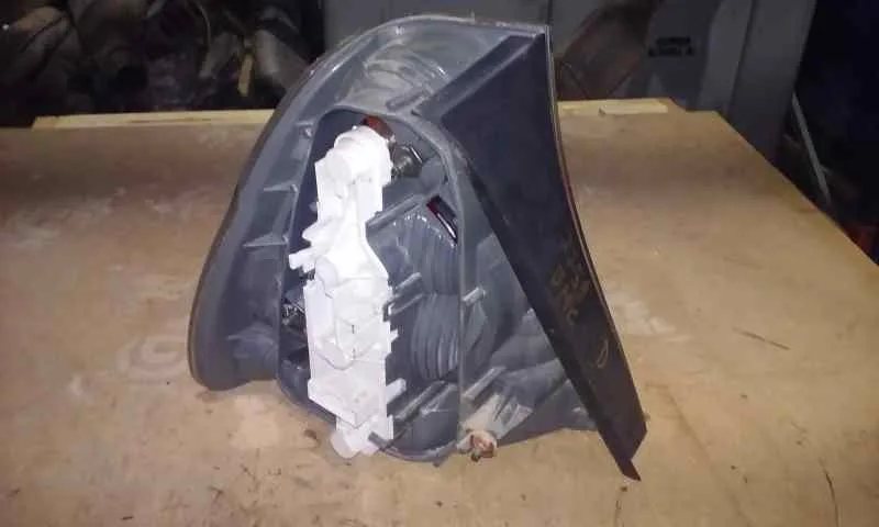 Piloto Trasero Derecho para Bmw Serie 3 Compact (E46)