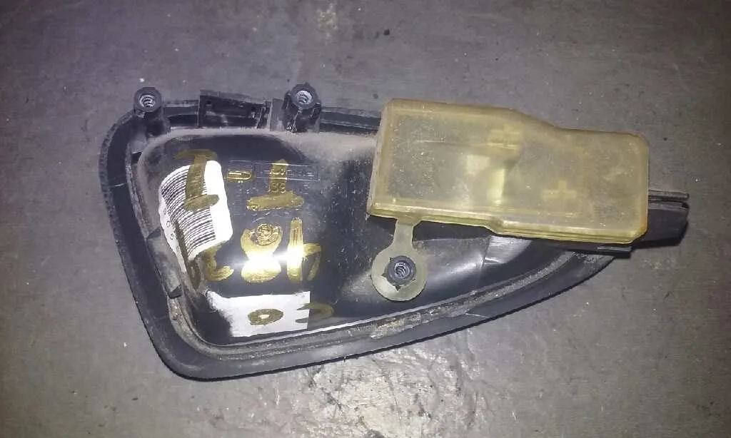 Maneta Interior Trasera Izquierda para Seat Ibiza (6J5)