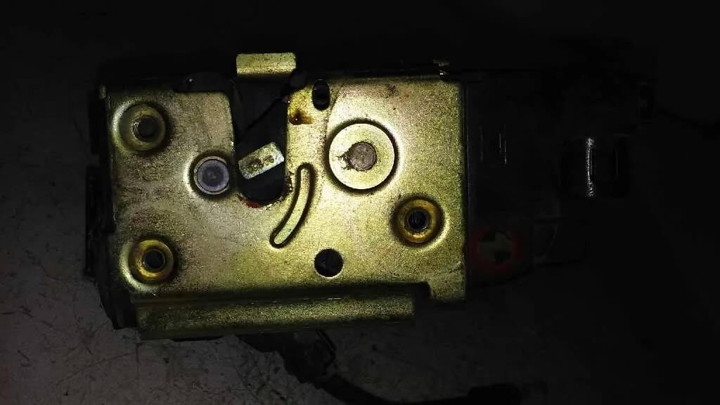 Cerradura Puerta Delantera Derecha para Renault Megane Ii Berlina 5P