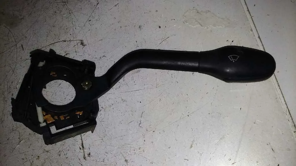 Mando Limpia para Seat Ibiza (6K)
