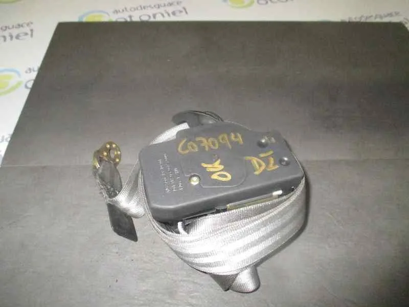 Pretensor Airbag Izquierdo para Volkswagen Passat Berlina (3B2)