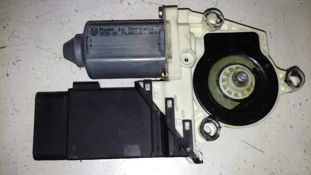 Motor Elevalunas Delantero Derecho para Volkswagen Golf Iv Berlina (1J1)