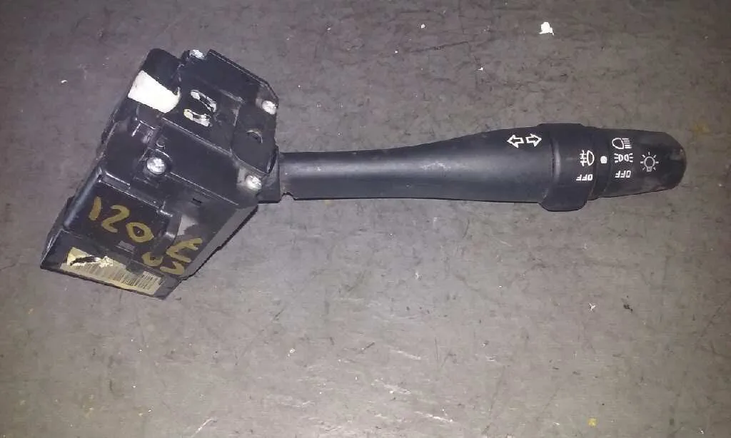 Mando Intermitentes para Nissan Primera Berlina (P11)