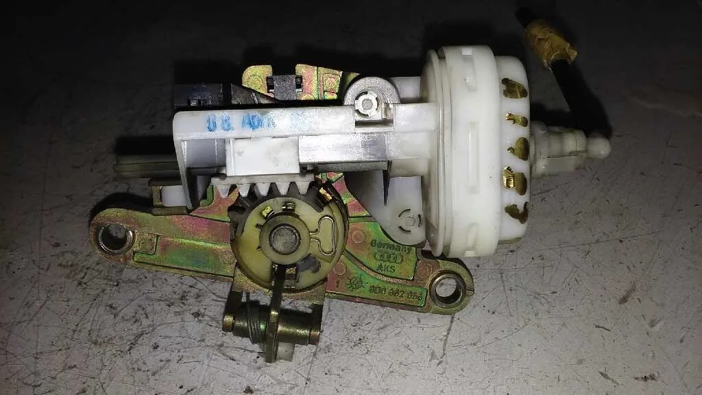Bombin Porton Trasero para Audi A4 Berlina (B5)