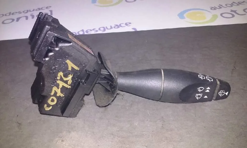 Mando Limpia para Ford Fiesta (Cbk)