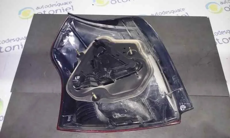 Piloto Trasero Derecho para Toyota Corolla (E12)