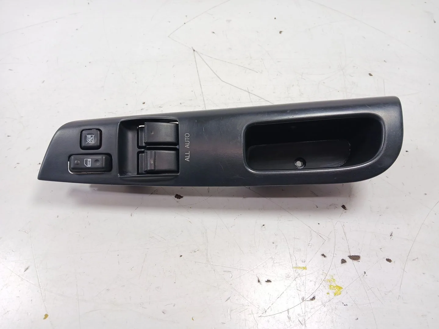 Mando Elevalunas Delantero Izquierdo para Toyota Corolla (E12)