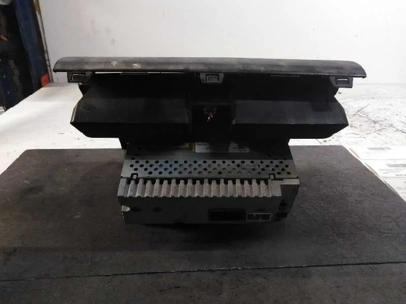 Sistema Audio / Radio Cd para Suzuki Swift Berlina (Mz)