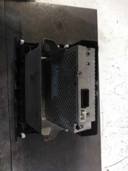Sistema Audio / Radio Cd para Suzuki Swift Berlina (Mz)