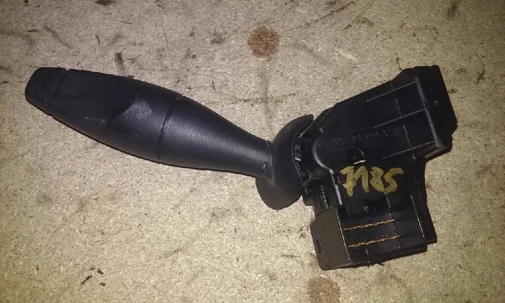 Mando Limpia para Ford Focus Turnier (Cak)