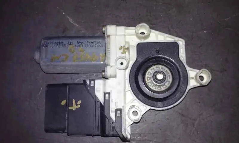 Motor Elevalunas Trasero Derecho para Seat Leon (1M1)