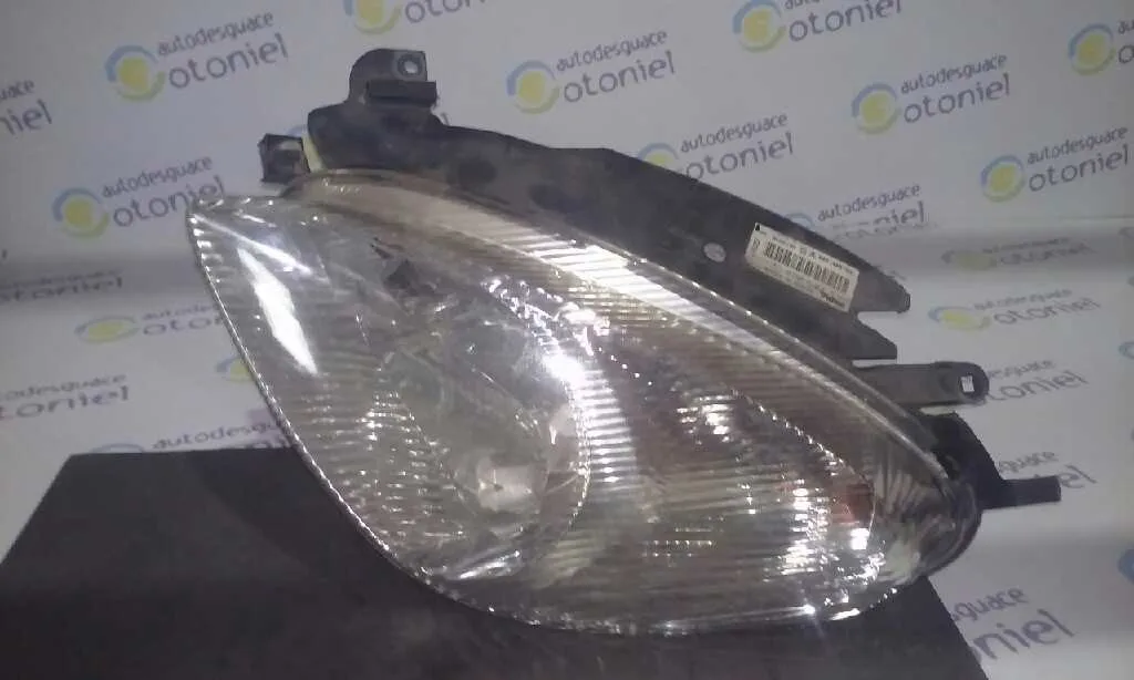 Faro Izquierdo para Citroën Xsara Picasso