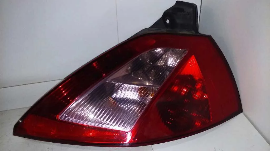 Piloto Trasero Derecho para Renault Megane Ii Berlina 5P