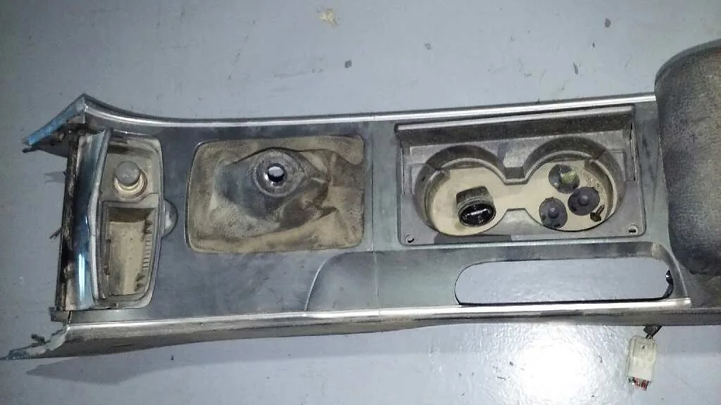Apoyabrazos Central para Mazda 6 Monovolumen (Gy)