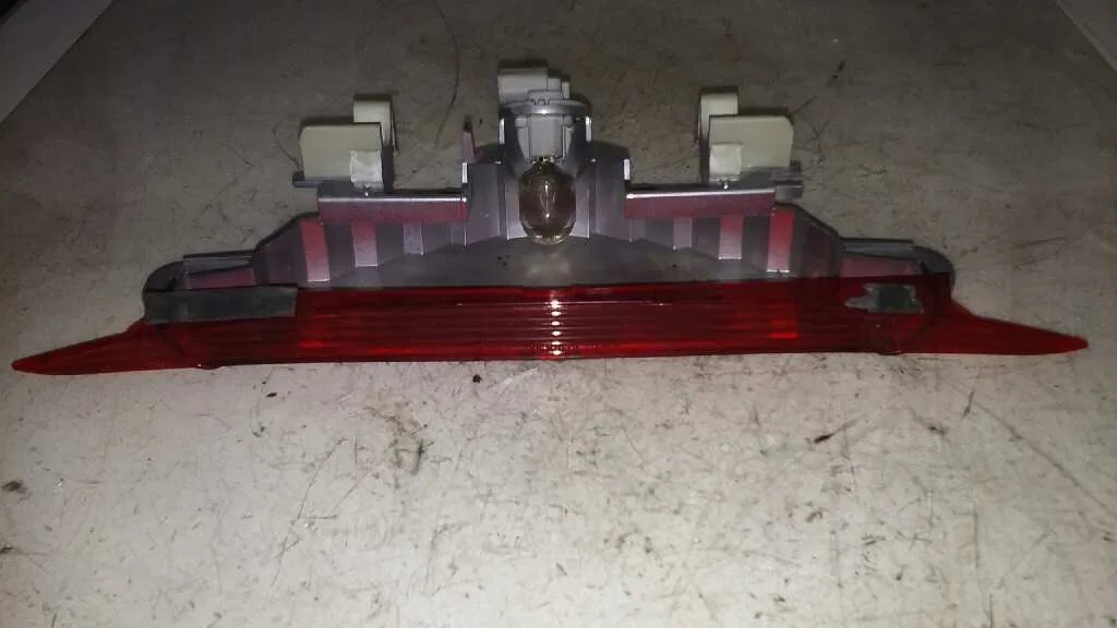 Luz Central De Freno para Mazda 6 Monovolumen (Gy)