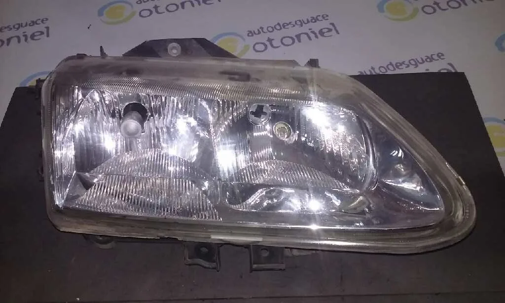 Faro Derecho para Renault Espace / Grand Espace (Je0)