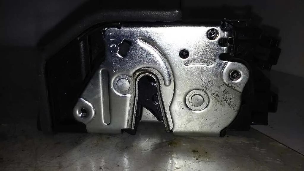 Cerradura Puerta Trasera Derecha para Bmw Serie 1 Lim. (F20)