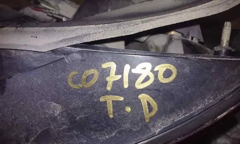 Piloto Trasero Derecho para Mg Serie 25 (Rf)