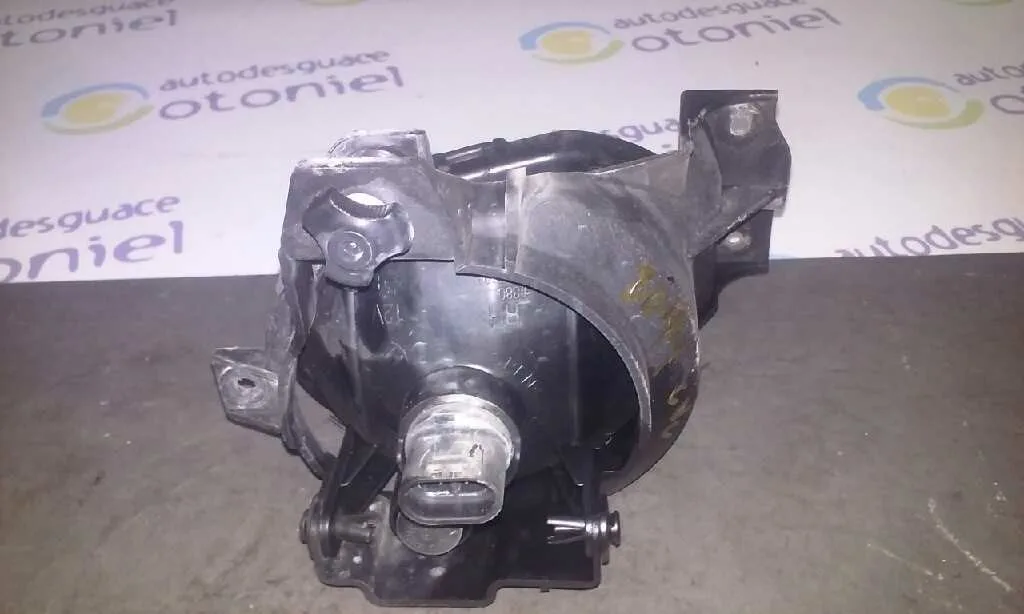 Faro Antiniebla Derecho para Kia Rio