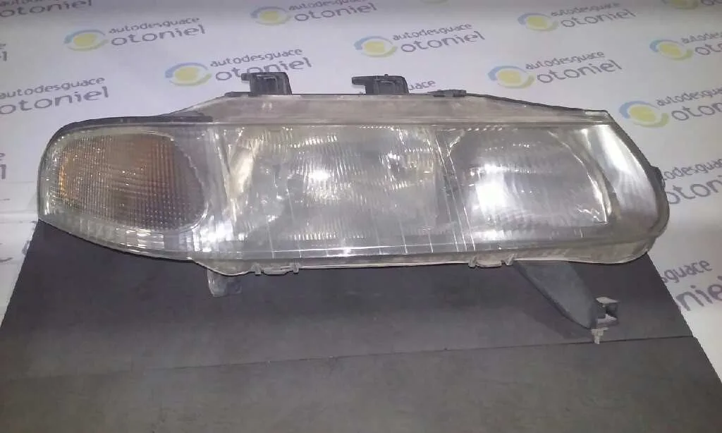 Faro Derecho para Mg Serie 400 (Rt)