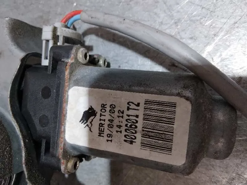 Elevalunas Delantero Izquierdo para Nissan Almera (N16/E)
