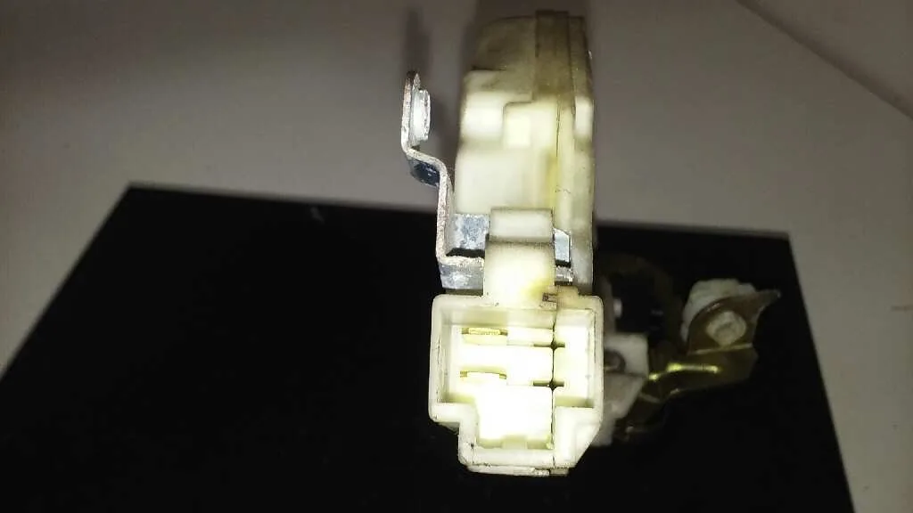 Cerradura Puerta Trasera Izquierda para Nissan Almera (N16/E)