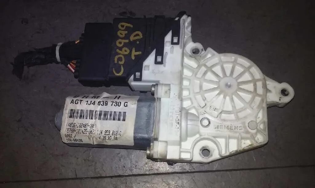 Motor Elevalunas Trasero Derecho para Volkswagen Golf Iv Berlina (1J1)