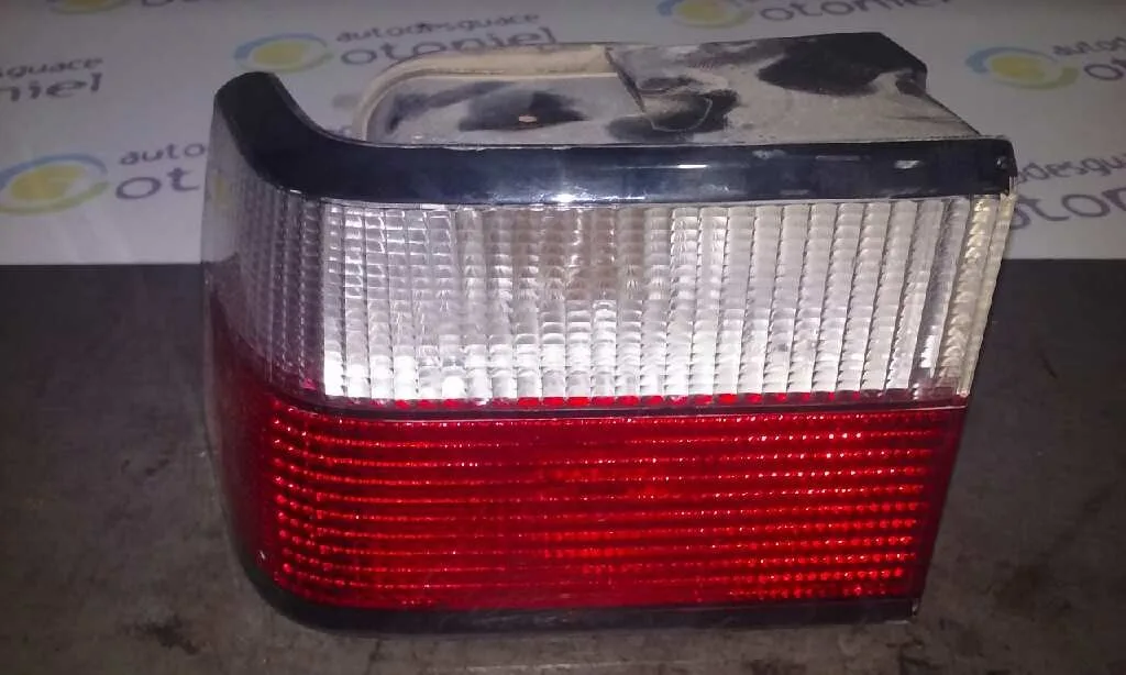 Piloto Trasero Izquierdo para Citroën Xantia Berlina