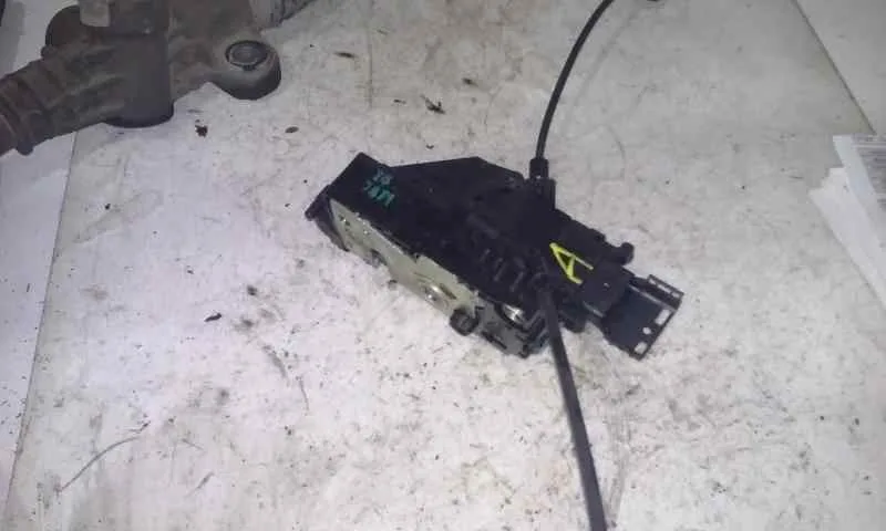 Cerradura Puerta Trasera Derecha para Peugeot 3008