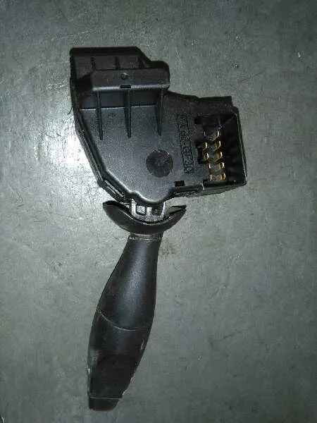Mando Limpia para Ford Fiesta (Cbk)