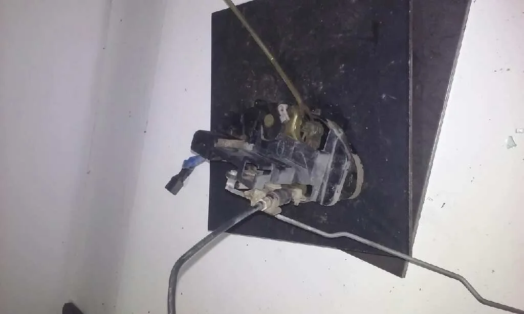 Cerradura Puerta Delantera Derecha para Kia Carnival Ii