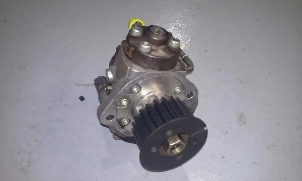 Bomba Inyeccion para Mazda 3 Berlina (Bk)