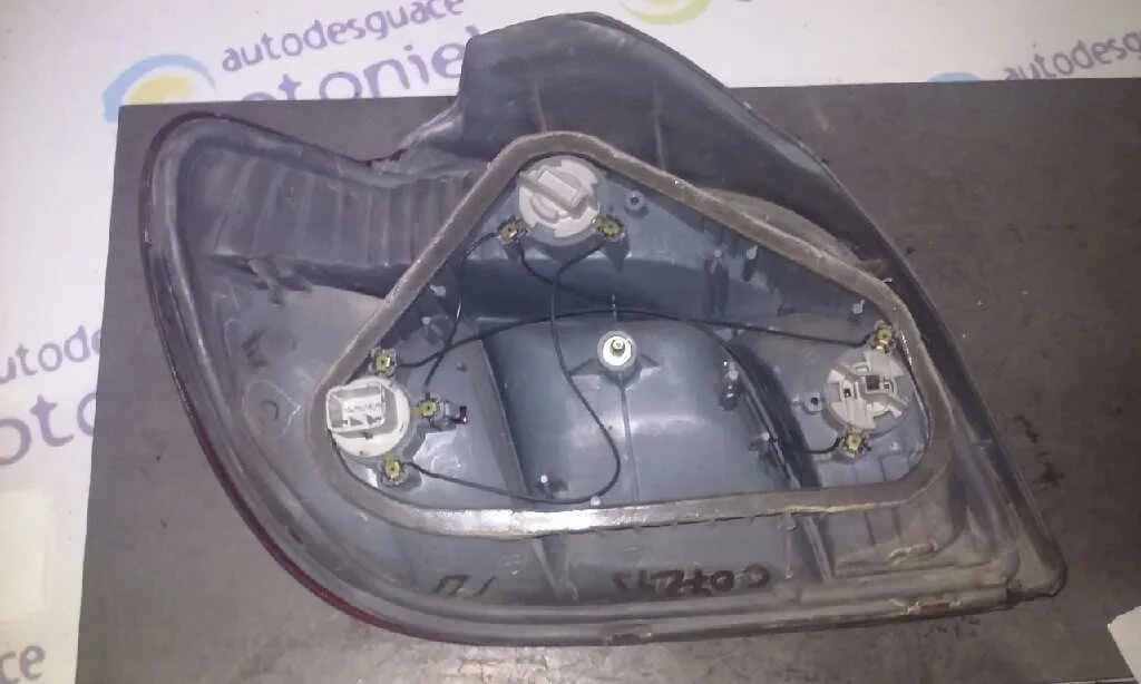 Piloto Trasero Derecho para Toyota Yaris (Ncp1/Nlp1/Scp1)