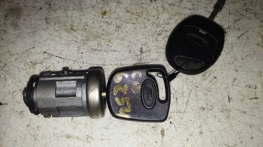 Conmutador De Arranque para Ford Fiesta (Cbk)