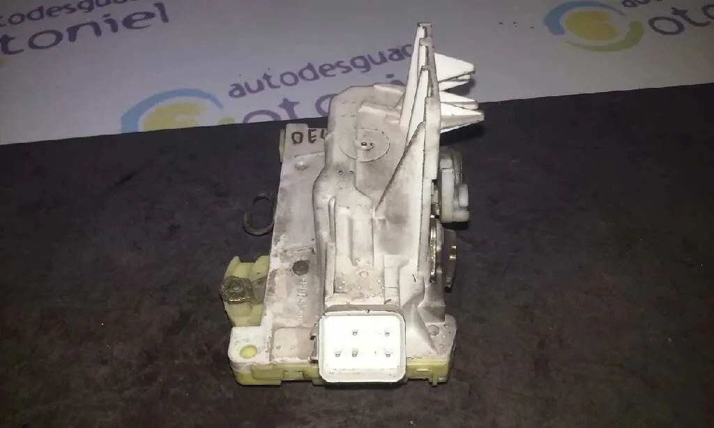 Cerradura Puerta Delantera Derecha para Ford Mondeo Berlina (Gd)