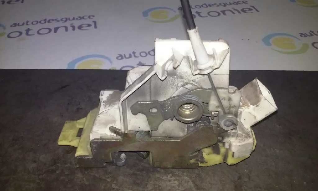 Cerradura Puerta Trasera Izquierda para Ford Mondeo Berlina (Gd)