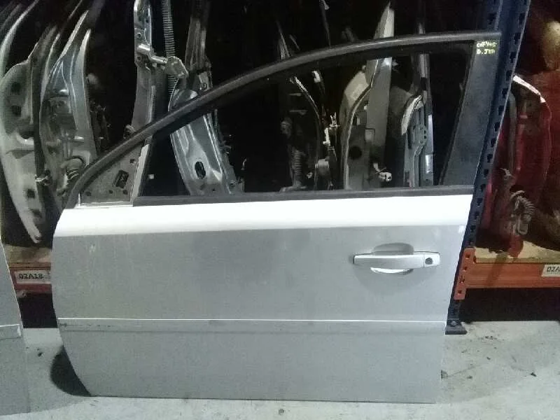 Puerta Delantera Izquierda para Opel Vectra C Berlina