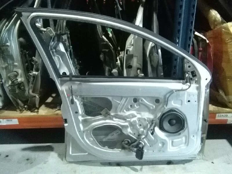 Puerta Delantera Izquierda para Opel Vectra C Berlina