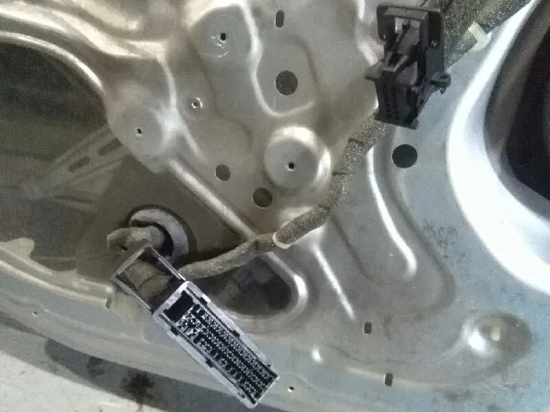 Puerta Delantera Izquierda para Opel Vectra C Berlina