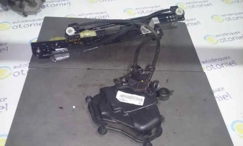 Elevalunas Delantero Derecho para Seat Ibiza (6J5)
