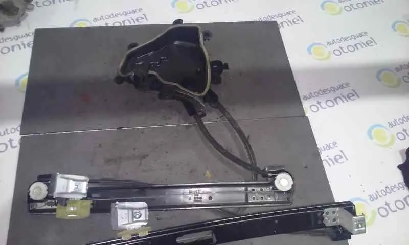 Elevalunas Delantero Derecho para Seat Ibiza (6J5)