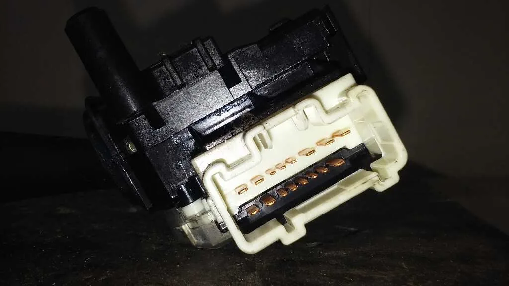 Mando Luces para Toyota Corolla Verso (R1)