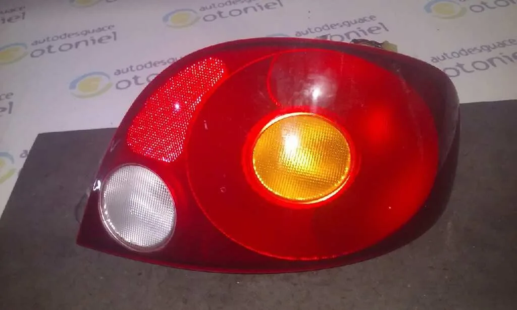 Piloto Trasero Derecho para Daewoo Matiz