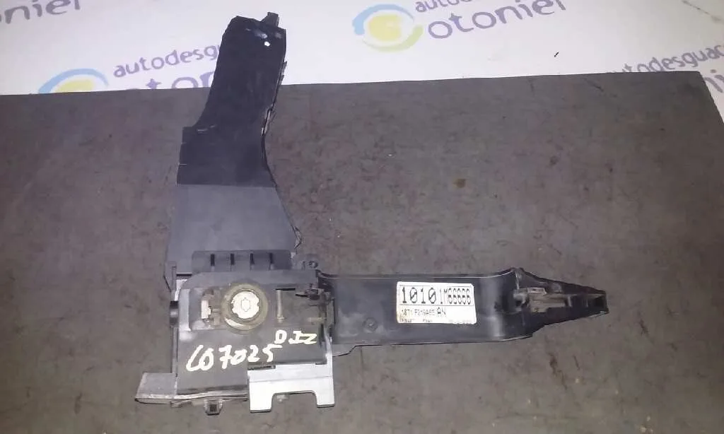 Bombin Puerta Delantera Izquierda para Ford Mondeo Berlina (Ge)